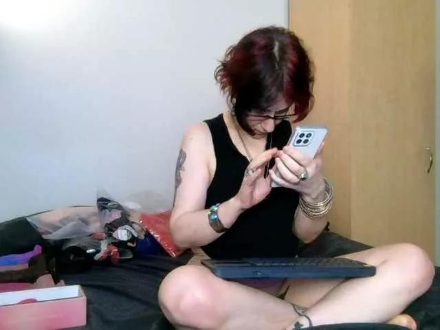 Amateurmilf from BongaCams is Freechat