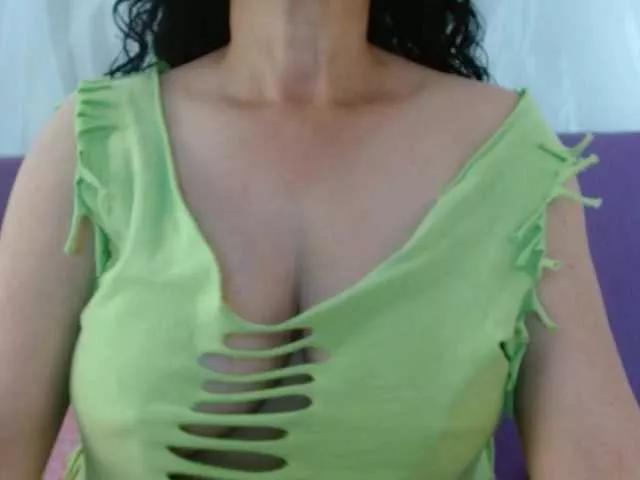 Amatista1 from BongaCams