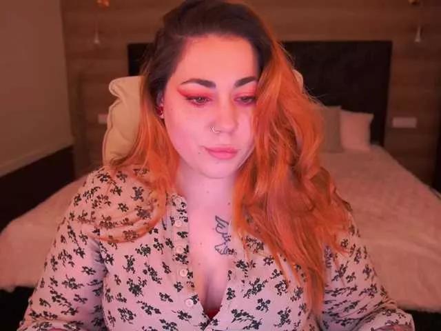 AmazonkaStarrr from BongaCams