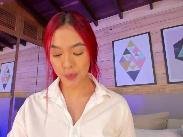 AmmyScott from BongaCams