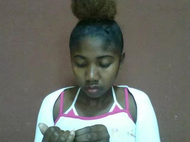 Annah21 from BongaCams
