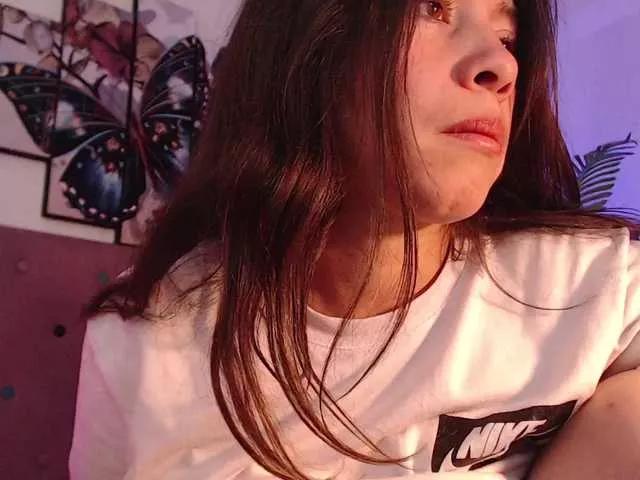 AnnaliOlsenX from BongaCams