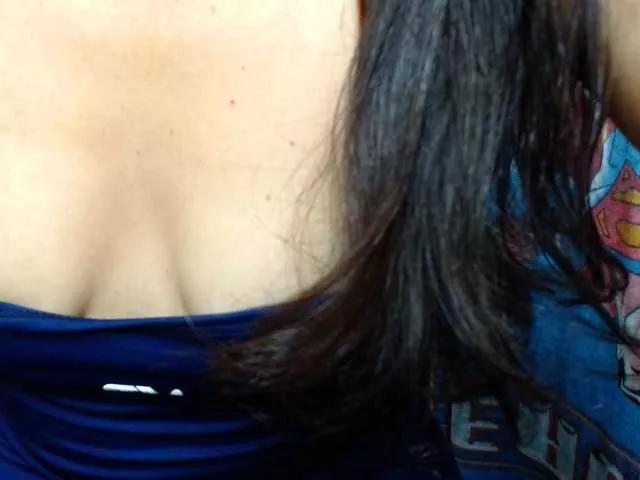 annyluna from BongaCams