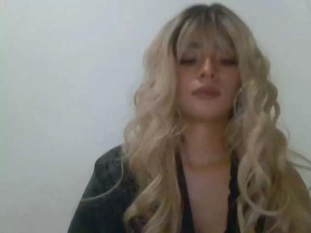Antonellacolut from BongaCams is Freechat