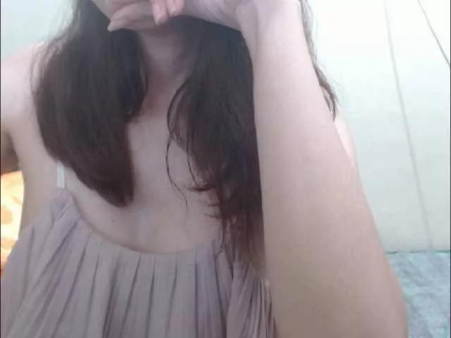 ArianneHeart from BongaCams