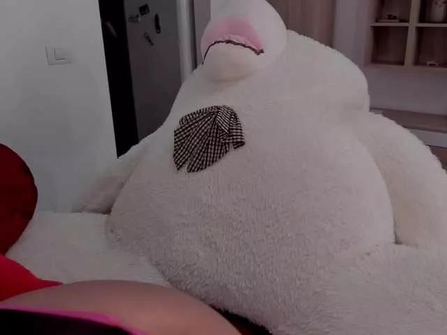 aryahunt from BongaCams