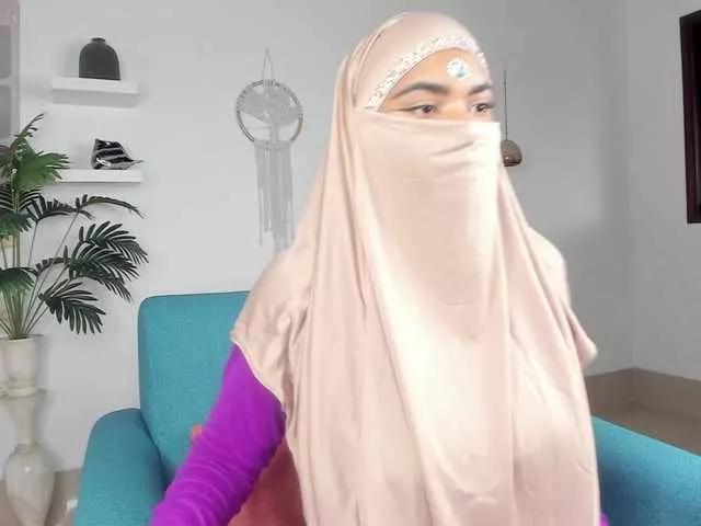 Aura-cuutee from BongaCams