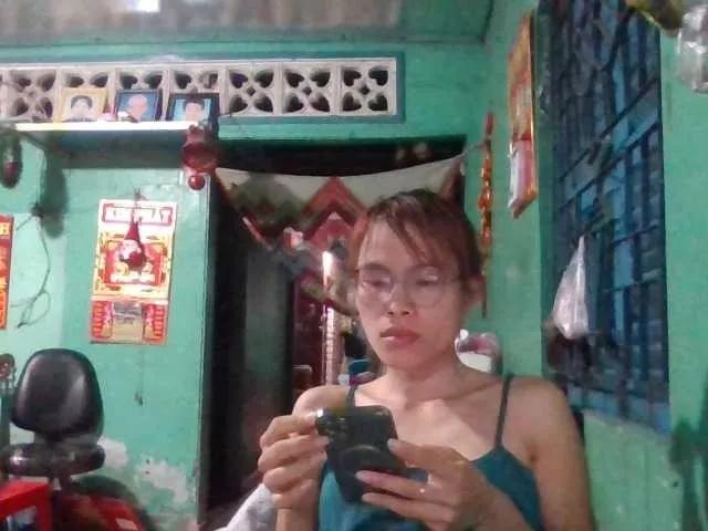 Baby-ladysweet69 from BongaCams