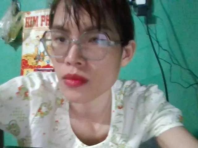 Baby-ladysweet69 from BongaCams