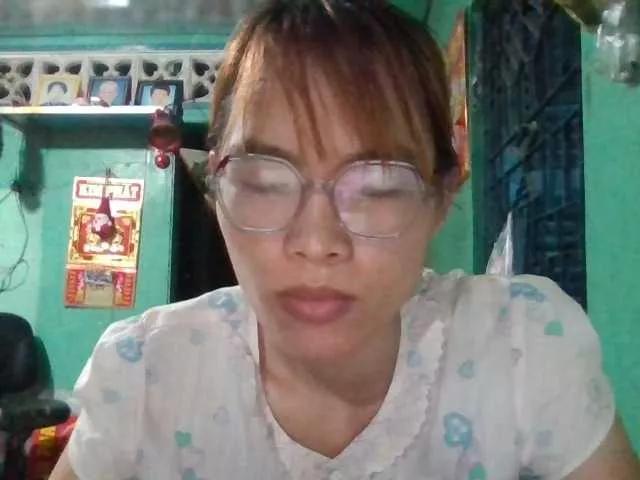 Baby-ladysweet69 from BongaCams