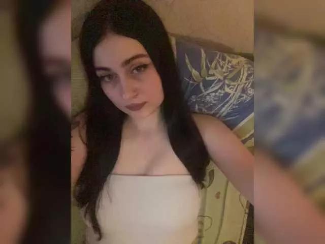 BabyMilia717 from BongaCams