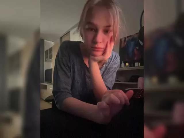 BabyPixie webcams show profile image 