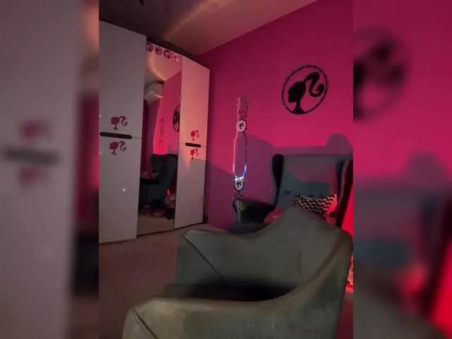 Barbie-mf from BongaCams