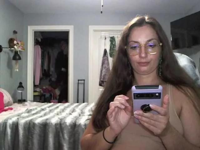 BellaBloom from BongaCams