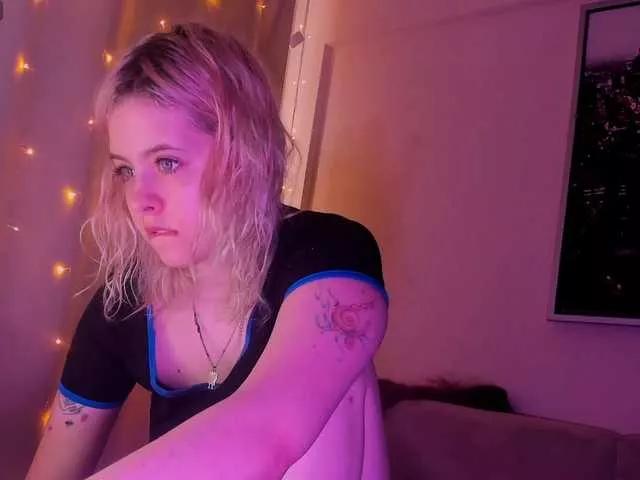 bellarobinson from BongaCams