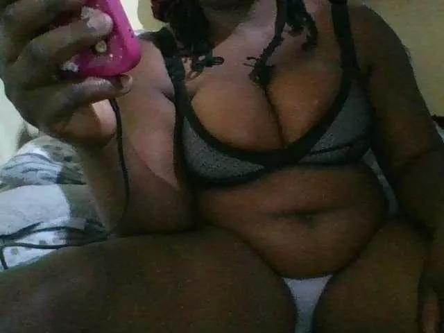 Photos of bigboobies2 from BongaCams is Freechat