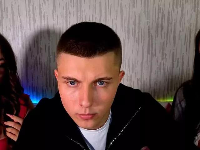 BlissfulCrew webcams show profile image 
