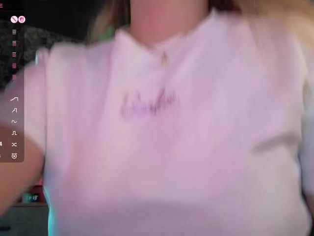 BloomBambi from BongaCams is Freechat