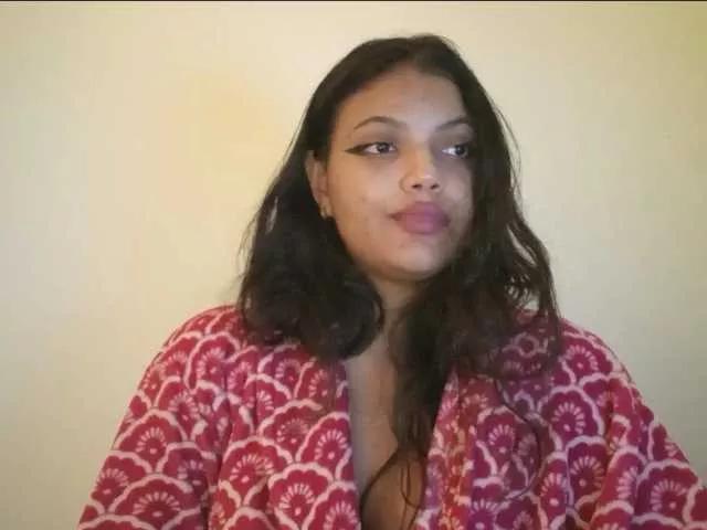 Bombonzin from BongaCams