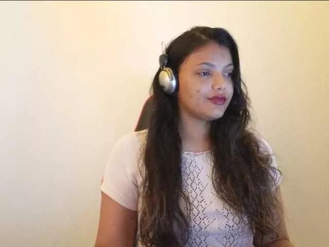 Bombonzin from BongaCams
