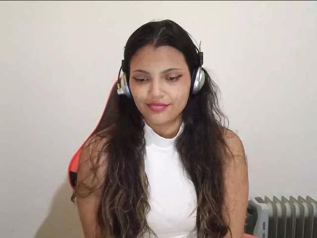 Bombonzin from BongaCams