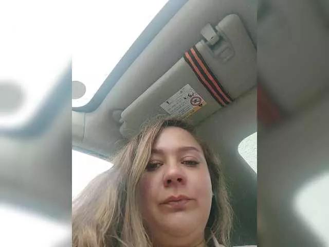 Bonne-Aurore from BongaCams