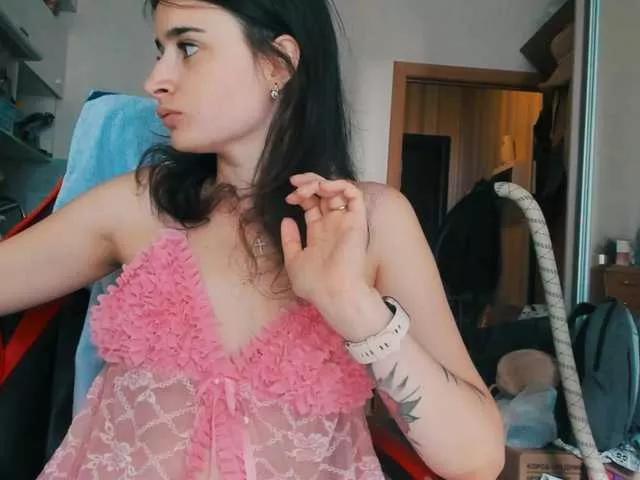 Bonniewoods from BongaCams