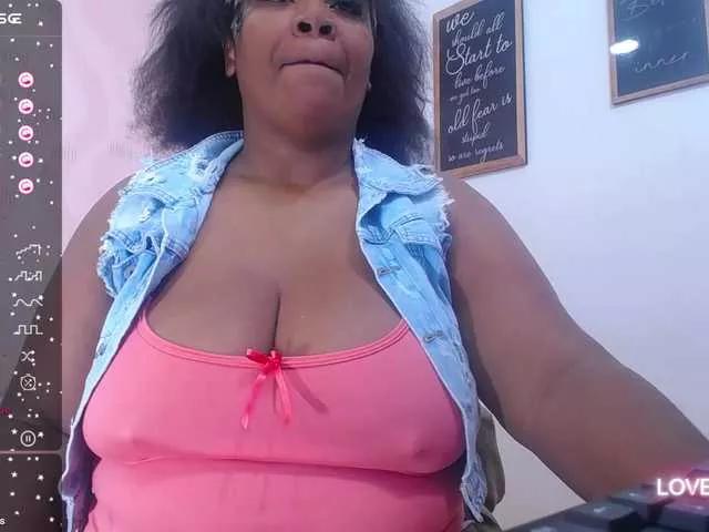 brownmommy from BongaCams