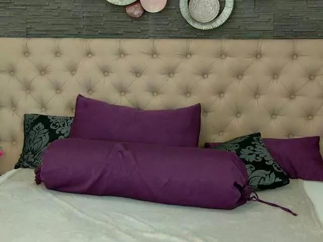 Candy-babe from BongaCams is Freechat
