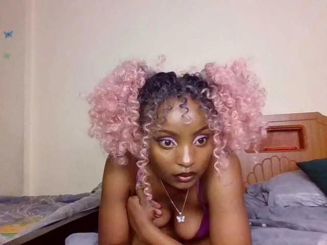 Caramelxoxo from BongaCams