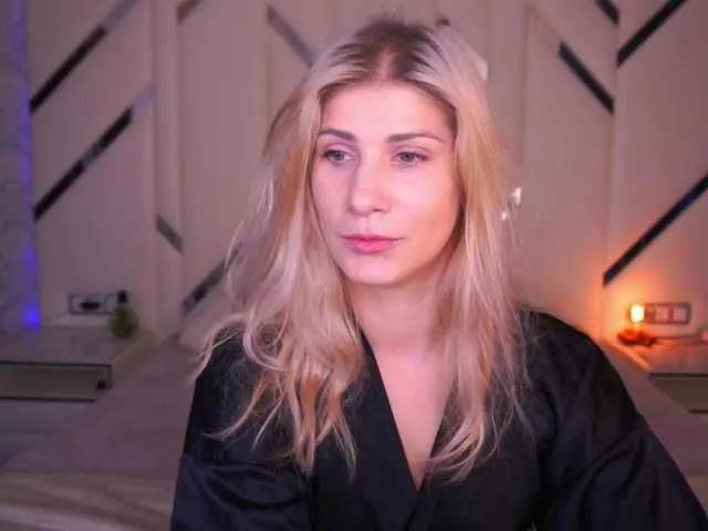 CassandraGood from BongaCams