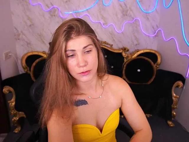 CassandraGood from BongaCams