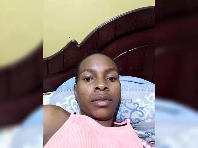 Cassiezawadi from BongaCams