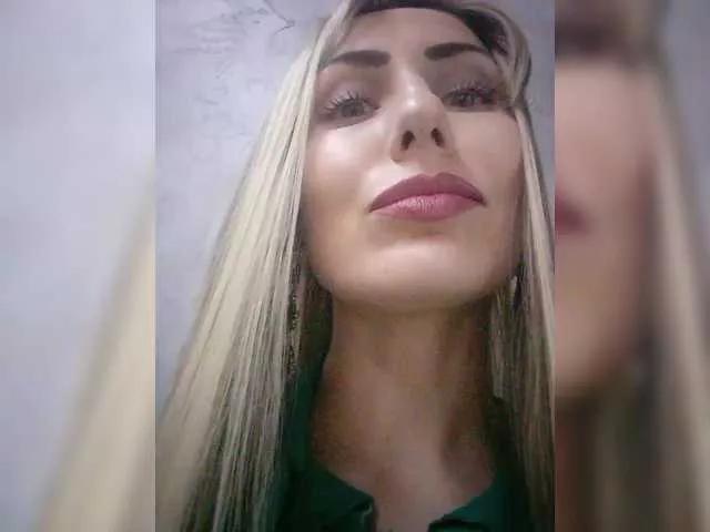 Cassssablanca from BongaCams