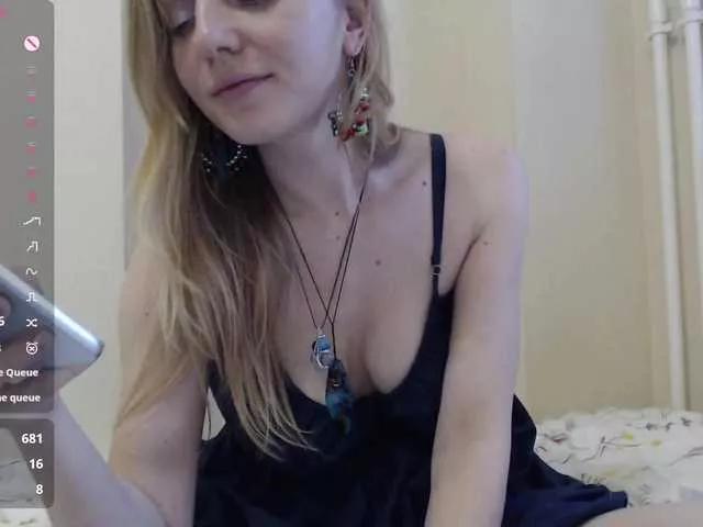 CatinMilkland from BongaCams is Freechat