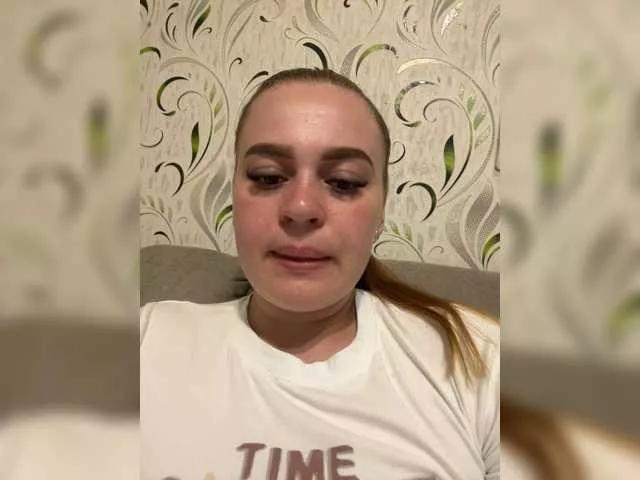 Photos of Chattie-Issy from BongaCams is Freechat