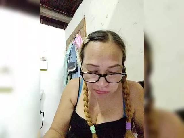 cherrywhite03 from BongaCams is Freechat
