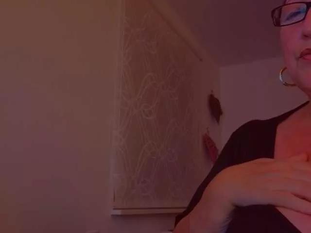 Connyat99 from BongaCams