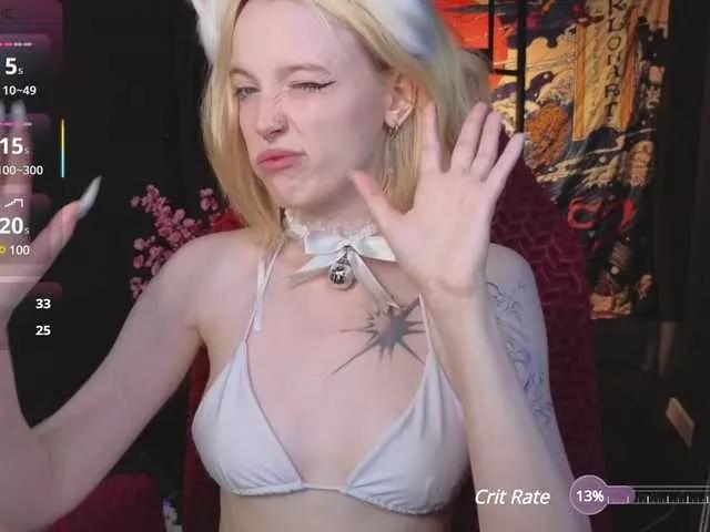 crispy-tati- from BongaCams is Freechat
