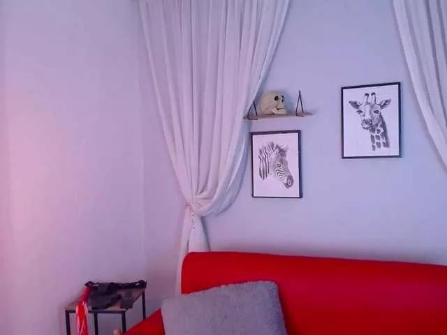 DakariaHills from BongaCams