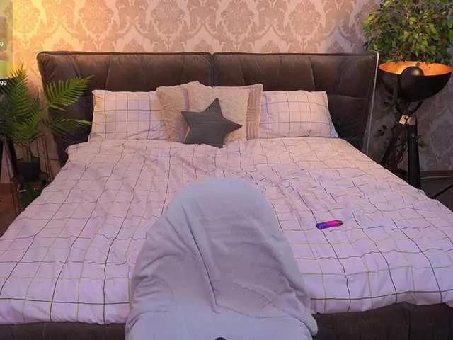DivineJass from BongaCams