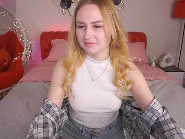 DivineJass from BongaCams