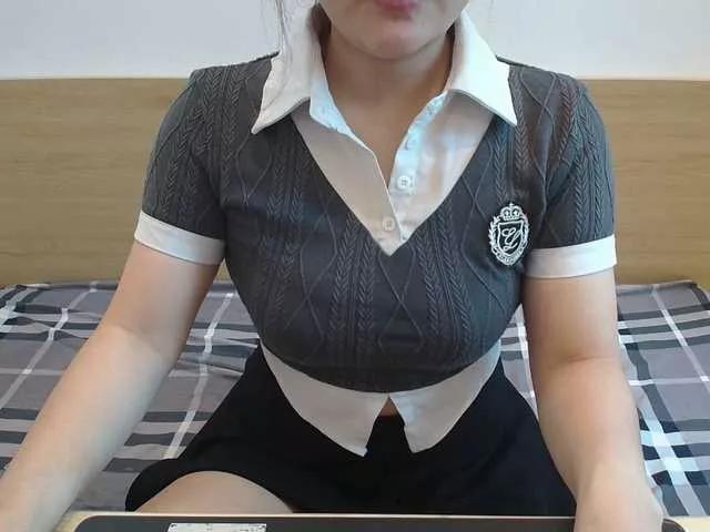 ElenaSex90 from BongaCams