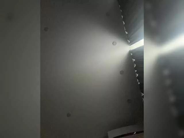 Ellidi from BongaCams