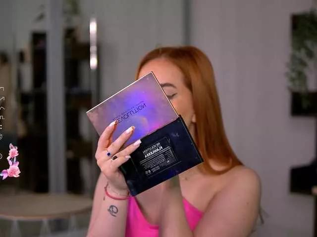 Girls: try live performances with matured performers, from dancing to quirks, in a variety of beautiful sex cams.