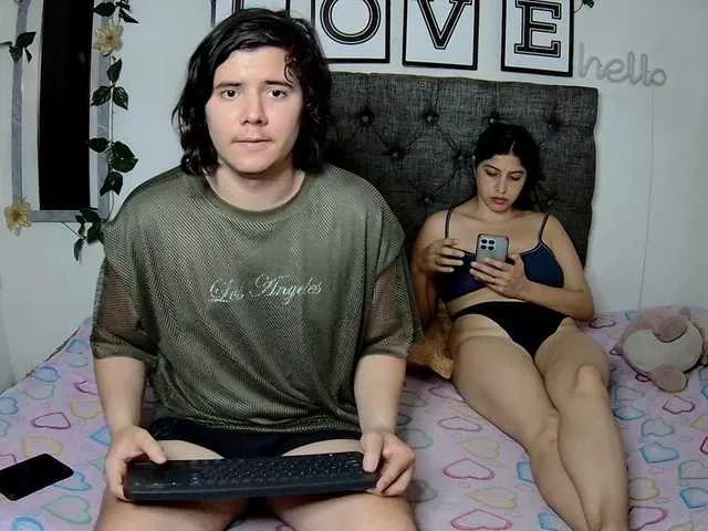 Girls: try live performances with matured performers, from dancing to quirks, in a variety of beautiful sex cams.