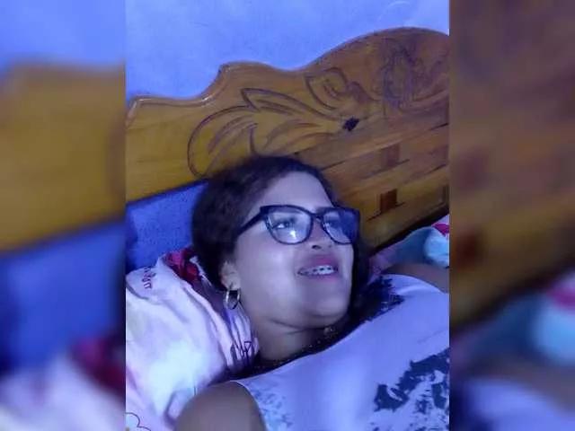 FANNIE22 from BongaCams