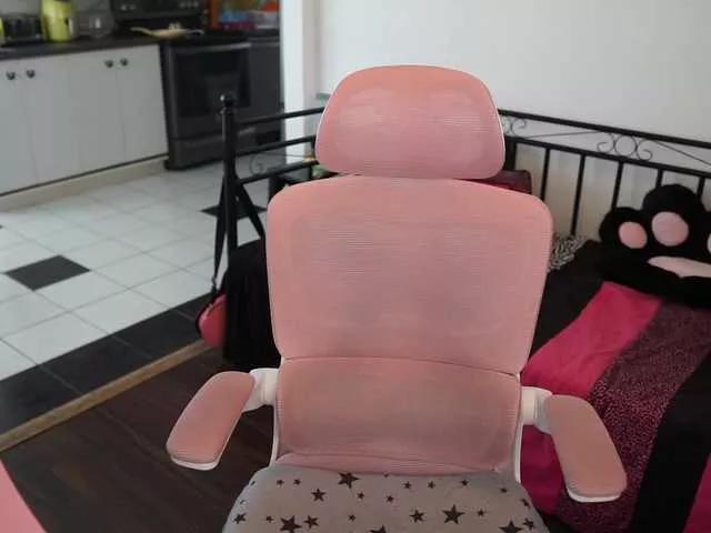 gennyrock from BongaCams