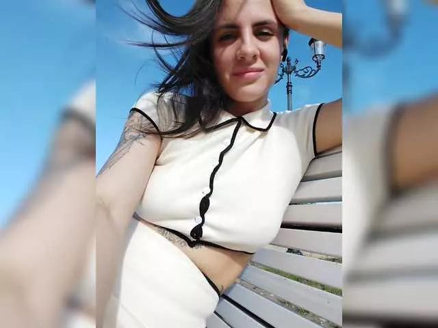 GoodLexi from BongaCams