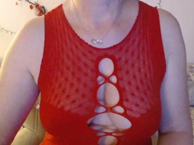 goodSnowQueen from BongaCams